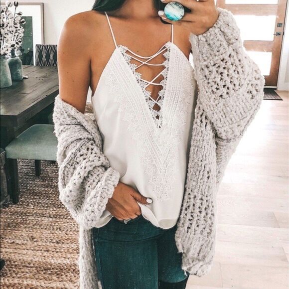 WAYF Posie XS White Cami Lace Up Lacy V-Neck Spaghetti Strap NEW NWT - Picture 1 of 12